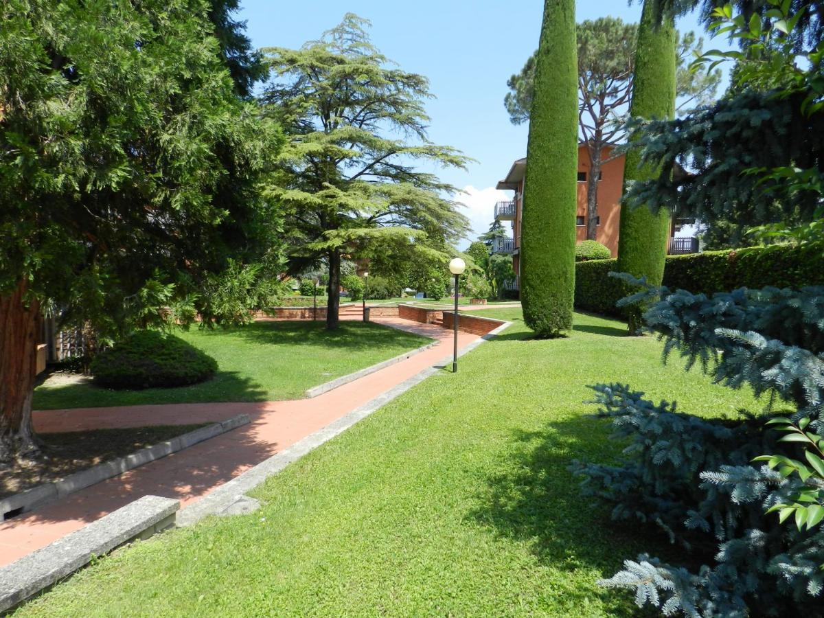 Al Girasole Appartement Peschiera del Garda Buitenkant foto